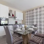 Nicolle By Interhome *
