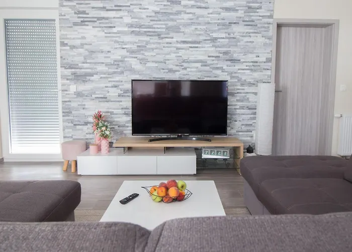 Nicolle By Interhome *